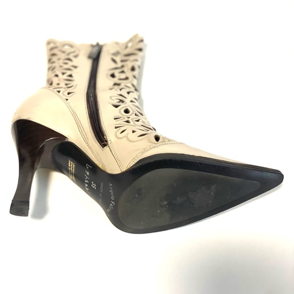 Angela Falconi Cutout Ivory Booties - Picture 8 of 15